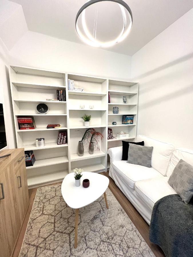 Hot Spot - Apartment - Sanador Victoriei ブカレスト エクステリア 写真